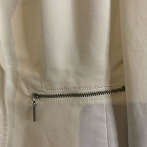 Closet sale!  Bundle. Bundle. Bundle.